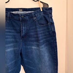 LIKE NEW Ike Behar Men’s Jeans